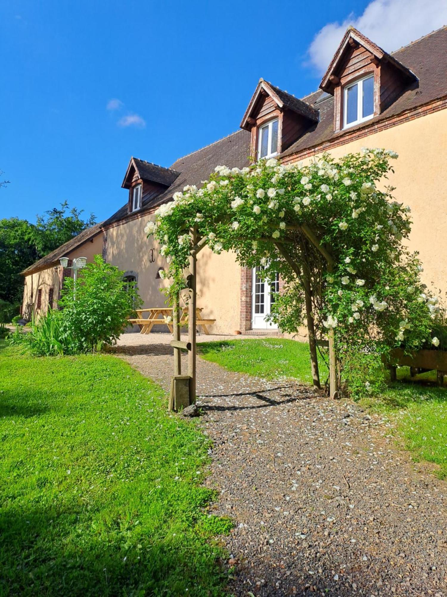 Gite Des Etangs De Beaulieu Le Plessis-Dorin Экстерьер фото