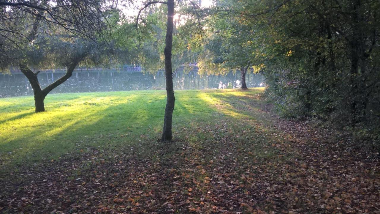 Gite Des Etangs De Beaulieu Le Plessis-Dorin Экстерьер фото