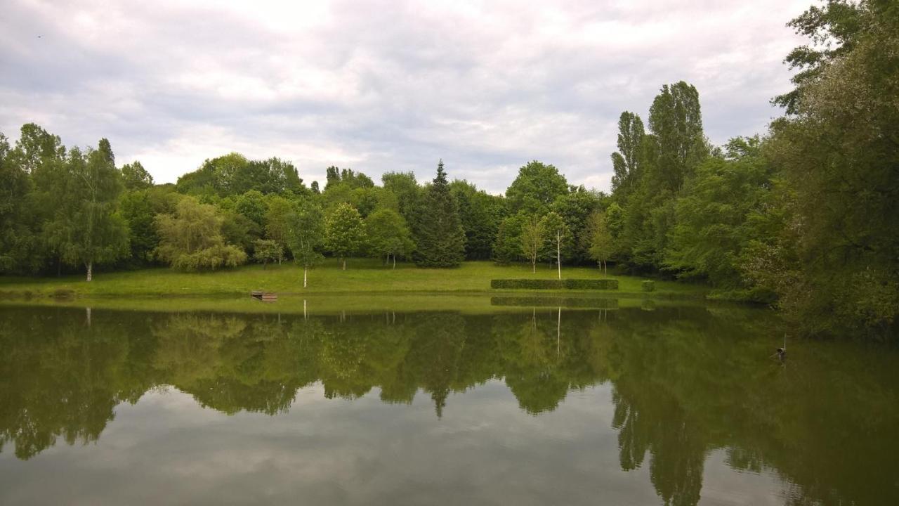 Gite Des Etangs De Beaulieu Le Plessis-Dorin Экстерьер фото